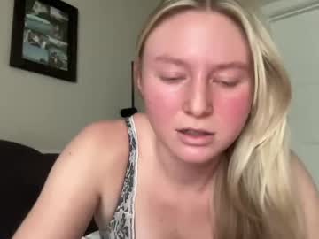 Harperelise Chaturbate stream image from January 27, 2025