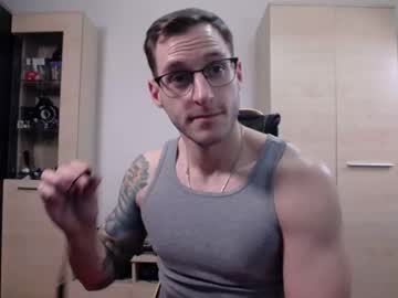 Valentineruffle Chaturbate stream image from January 27, 2025