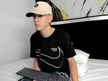 Dei_V_48 Chaturbate stream image from January 27, 2025