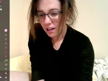 Lovemesomemoree Chaturbate stream image from January 27, 2025