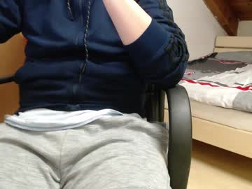 Starspreader Chaturbate stream image from January 27, 2025