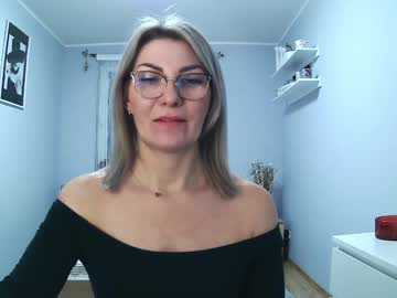 Sweetmarthaaa Chaturbate stream image from January 27, 2025