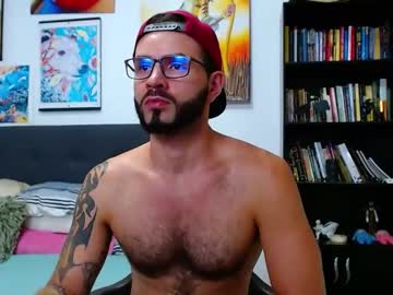 Akiles_R Chaturbate stream image from January 27, 2025