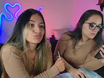 Jules_N_Gia Chaturbate stream image from January 27, 2025