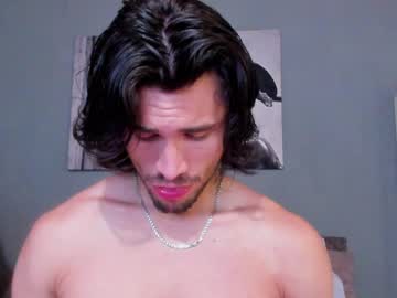 Axel_Owen Chaturbate stream image from January 28, 2025