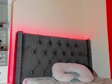 Mia_Luciana Chaturbate stream image from January 28, 2025