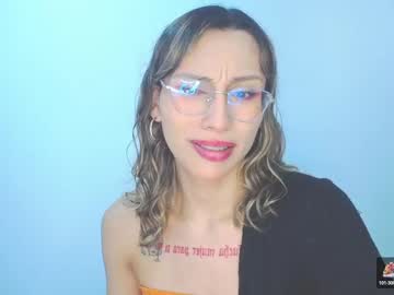 Violethchachki Chaturbate stream image from January 28, 2025