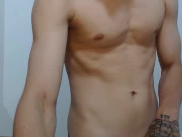 Hot_Fox_Boy2 Chaturbate stream image from January 28, 2025