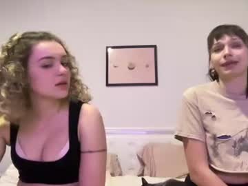 Kutiekarlie18 Chaturbate stream image from January 28, 2025