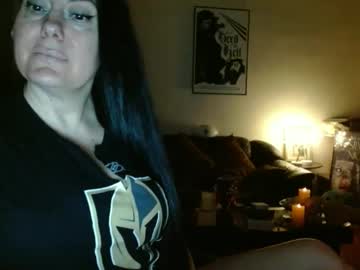 Mandaloriangirl Chaturbate stream image from January 28, 2025