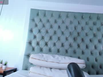 Bella_Lawrence Chaturbate stream image from January 28, 2025