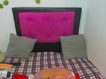 Dakotafooxx Chaturbate stream image from January 28, 2025
