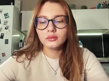 Sweet_Molly15 Chaturbate stream image from January 28, 2025