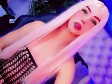 Selene_Summer Chaturbate stream image from January 28, 2025