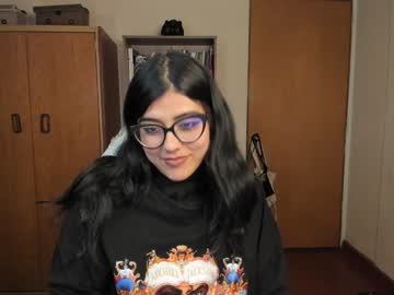 Valerie__Sky Chaturbate stream image from January 28, 2025