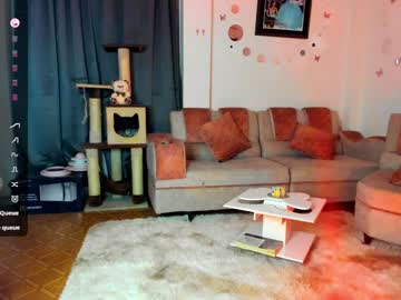 Katty_Snow Chaturbate stream image from January 28, 2025