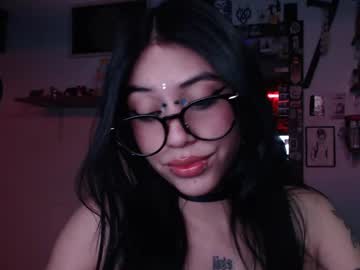 Kattze Chaturbate stream image from January 28, 2025