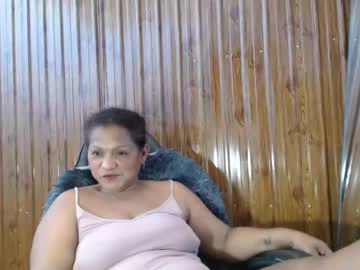 Rubychains Chaturbate stream image from January 28, 2025
