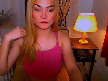 Xqueenofqueenx Chaturbate stream image from January 28, 2025