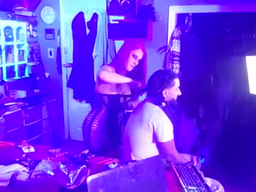 Busybee83 Chaturbate stream image from January 28, 2025