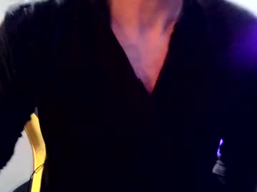 Clintwood12 Chaturbate stream image from January 28, 2025