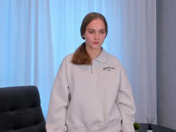 Esmadace Chaturbate stream image from January 28, 2025