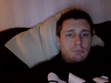 Hugeswedishviking Chaturbate stream image from January 28, 2025