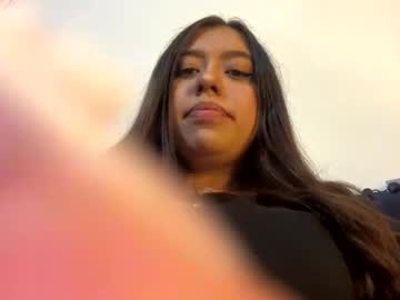 Lea_Velle Chaturbate stream image from January 28, 2025