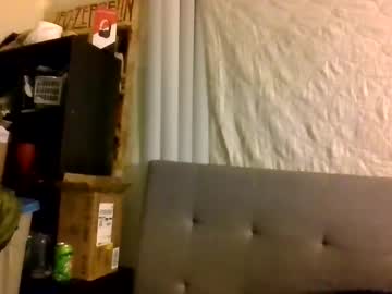 Mccrawjay3 Chaturbate stream image from January 28, 2025