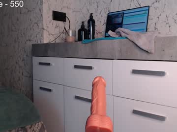 Simplegirl1996 Chaturbate stream image from January 28, 2025