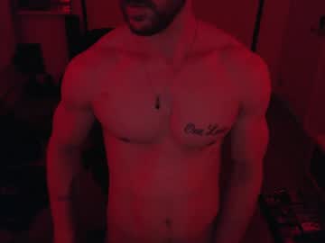 Tanbueno Chaturbate stream image from January 28, 2025