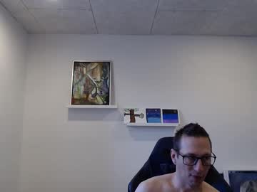 Alexhunter4u Chaturbate stream image from January 28, 2025