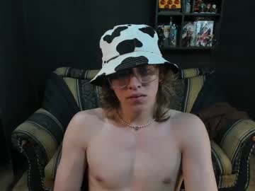 Jinnbook Chaturbate stream image from January 28, 2025