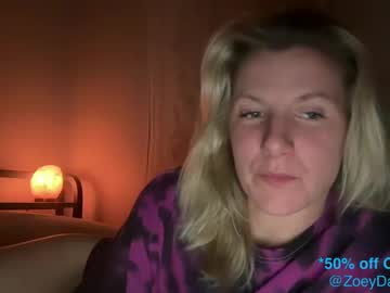 Zoeydanner Chaturbate stream image from January 28, 2025