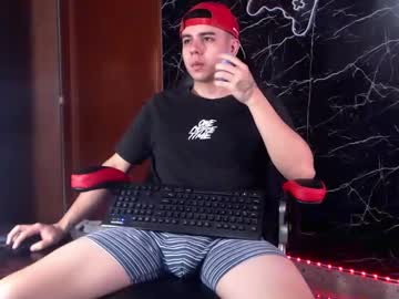 Maty_Hard Chaturbate stream image from January 28, 2025