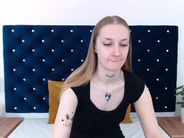Alexabigheart Chaturbate stream image from January 28, 2025
