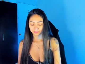 Nathalie_Rose Chaturbate stream image from January 28, 2025