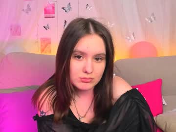 Chelsyberry Chaturbate stream image from January 28, 2025