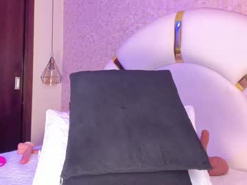 Danna_Martinez25 Chaturbate stream image from January 28, 2025