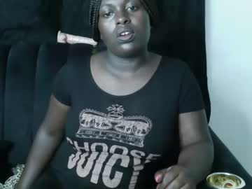 Ebony_Creemy Chaturbate stream image from January 28, 2025