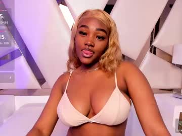 Giseljassper Chaturbate stream image from January 28, 2025