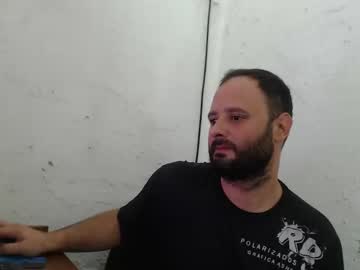 Arield85 Chaturbate stream image from January 28, 2025