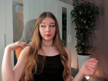 Blowminded Chaturbate stream image from January 28, 2025