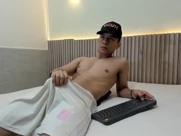 Dylan_Floyd Chaturbate stream image from January 28, 2025