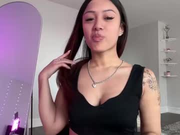 Gigglygianni Chaturbate stream image from January 28, 2025