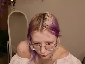 Ginny_Cute Chaturbate stream image from January 28, 2025