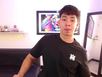 Issaac8 Chaturbate stream image from January 28, 2025