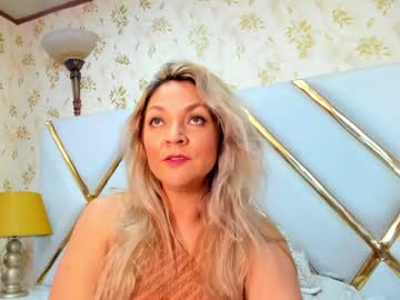 Malorysweet Chaturbate stream image from January 28, 2025