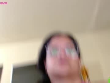 Camiilahotxxx Chaturbate stream image from January 28, 2025