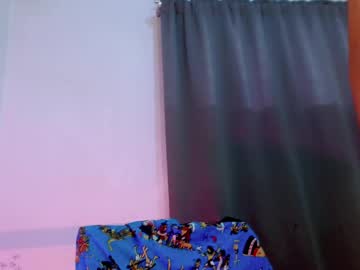 Julliene_69 Chaturbate stream image from January 28, 2025